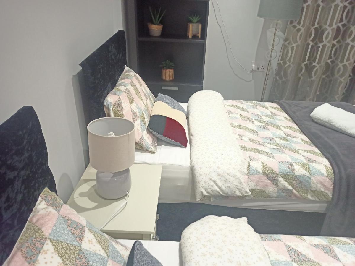 Homey Studio In Newport Perfect For Couples & Travelers 외부 사진